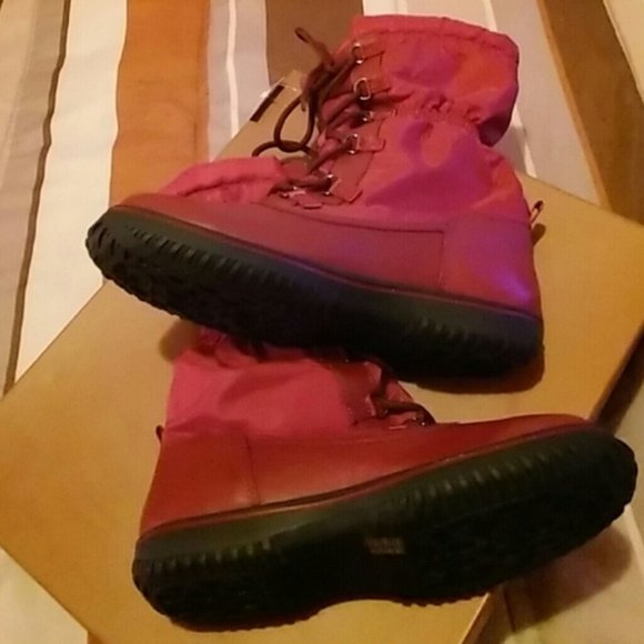 Coach Sage Cold Weather Snow Boots Women's - Picture 2 of 6